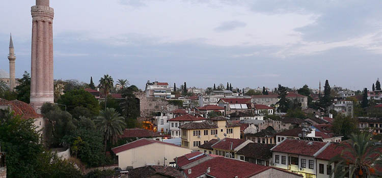 Muratpaşa’da Sigorta Acentası Arayanlar İçin Kapsamlı Rehber